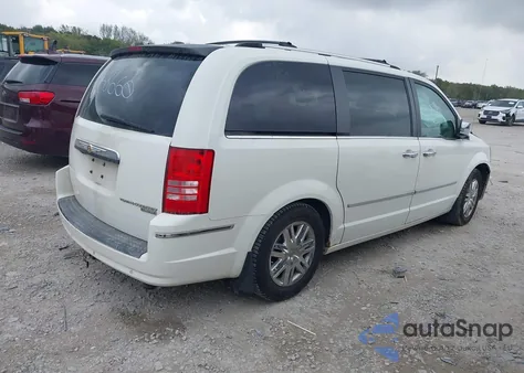 2009 Chrysler Town & Country Limited z USA, uszkodzony, nr VIN 2A8HR64X69R668660